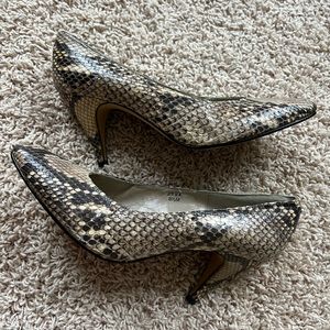 J Renee Vintage Snakeskin Heels